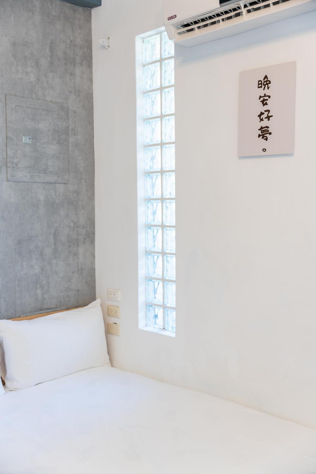 Moonlit Corner Taitung Exterior foto